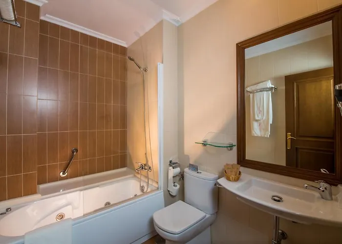 La Casona De Lazurtegui 3*