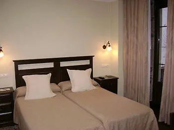 La Casona De Lazurtegui Otel Ribadeo